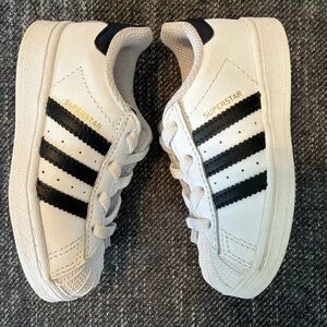ADIDAS SUPERSTAR II Little kid Size 7K WHITE/CORE BLACK/WHITE Athletic Sneaker